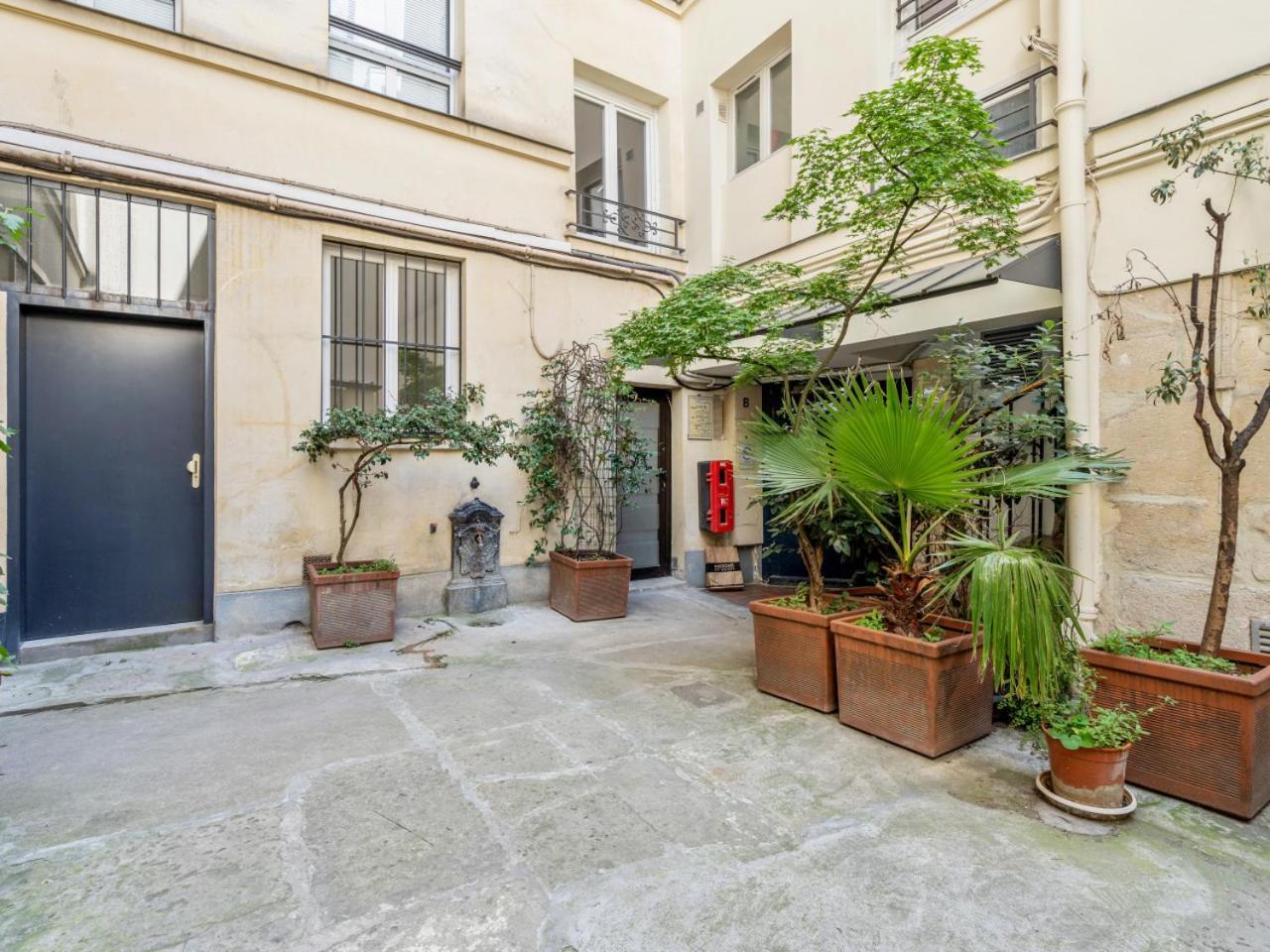 Joli Studio Rue De Nazareth Paris Luaran gambar