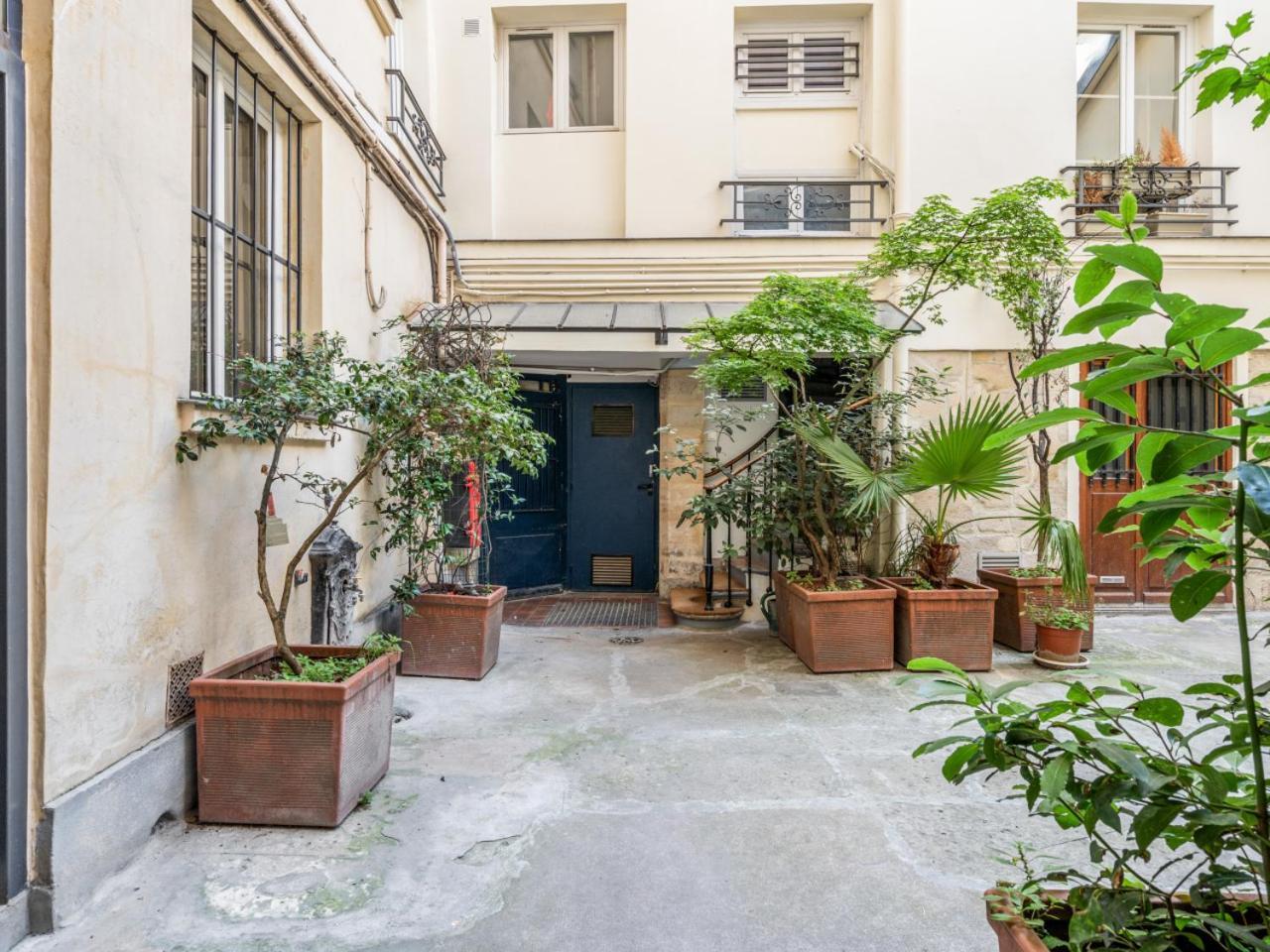 Joli Studio Rue De Nazareth Paris Luaran gambar